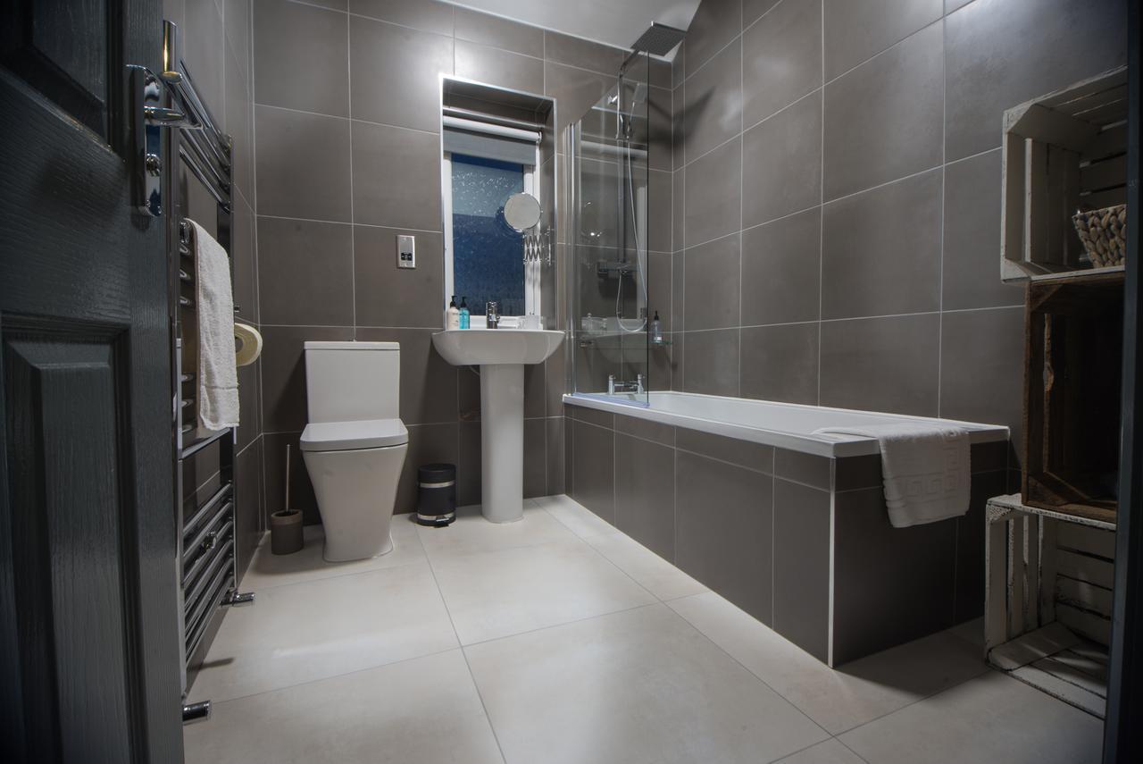 Barnston House - Heswall - Spacious Homely Holiday Home By Rework Accommodation Exteriér fotografie