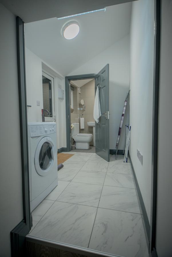Barnston House - Heswall - Spacious Homely Holiday Home By Rework Accommodation Exteriér fotografie